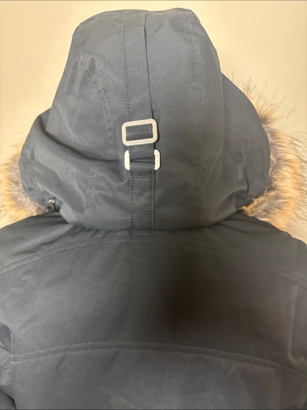 Obermeyer Black Ski Jacket with Faux Fur Trim Hood - Picture 5 of 10